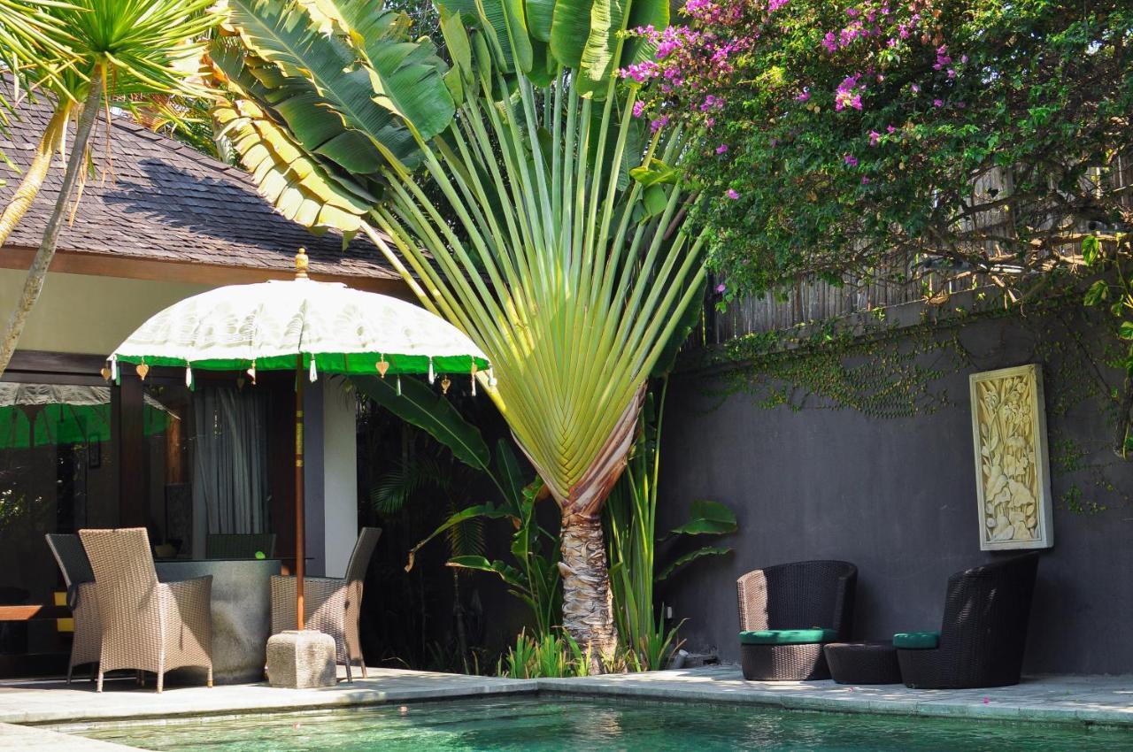 Chimera Villas Seminyak Exterior foto